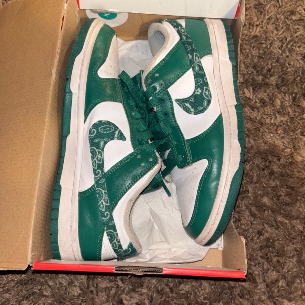 Nike Green and White Sneakers